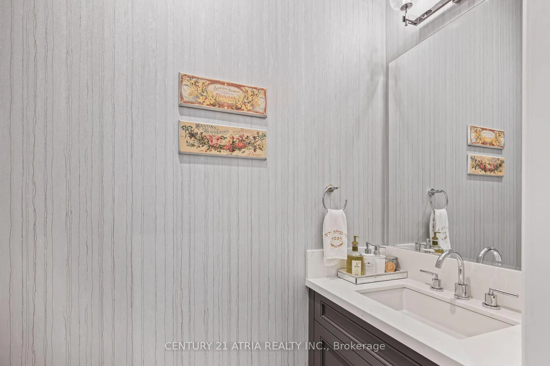 Photo 26 of Unit 102, 208 Main St Unionville, Markham, Unionville — HOMEH