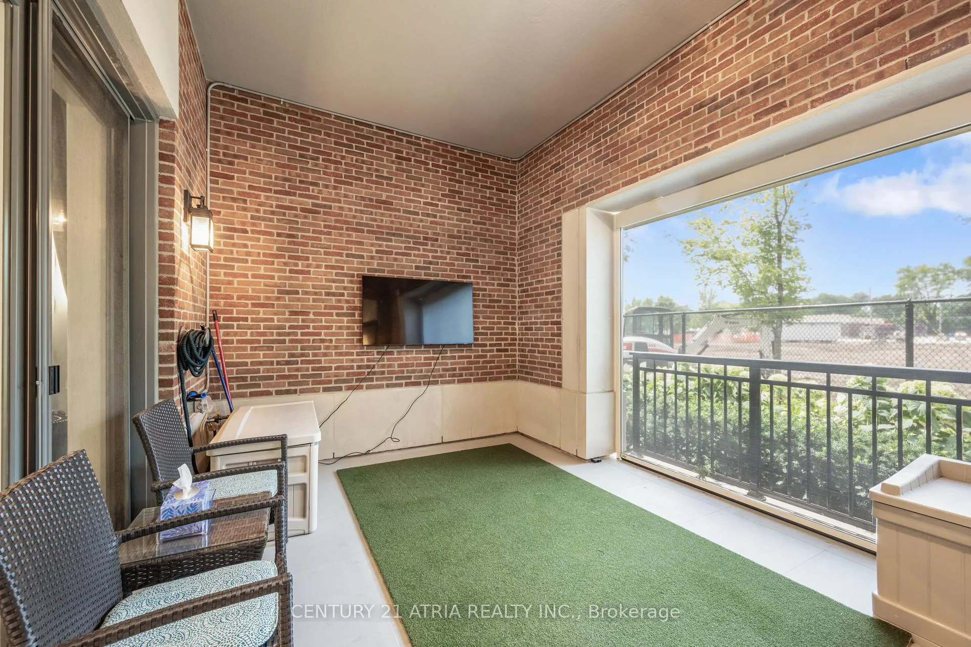 Photo 28 of Unit 102, 208 Main St Unionville, Markham, Unionville — HOMEH