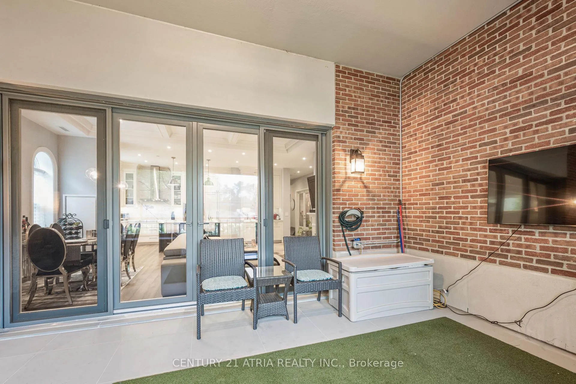 Photo 29 of Unit 102, 208 Main St Unionville, Markham, Unionville — HOMEH