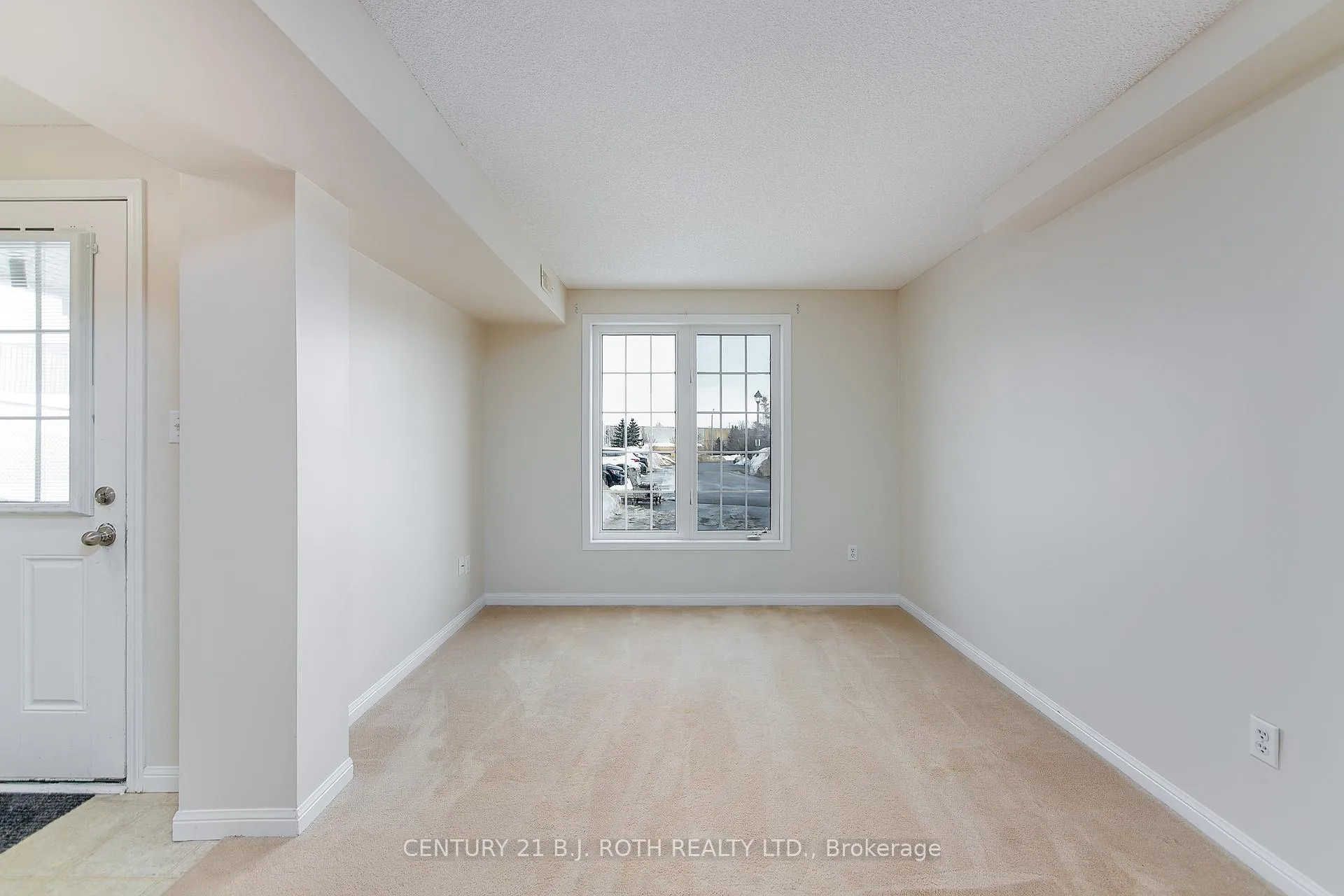 Photo 6 of Unit 1, 175 stanley Street, Barrie, East Bayfield — HOMEH