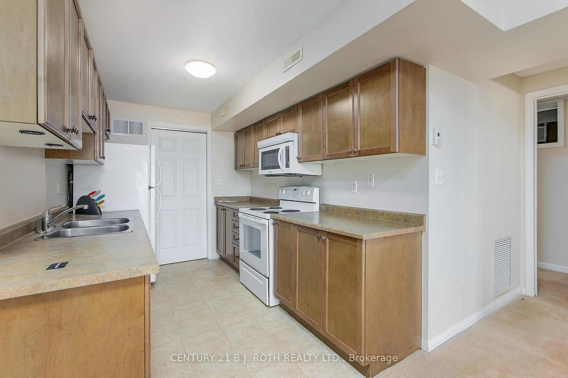 Photo 12 of Unit 1, 175 stanley Street, Barrie, East Bayfield — HOMEH