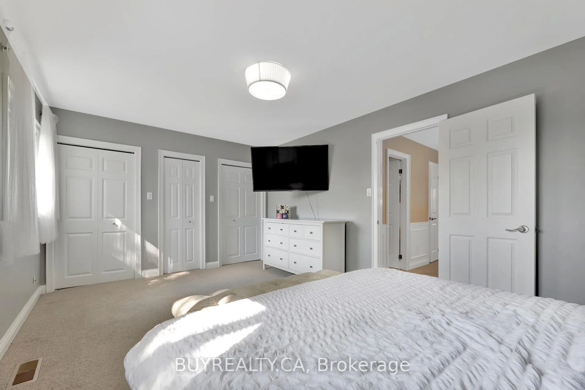 Photo 20 of 104 Poplar Crescent, Aurora, Aurora Highlands — HOMEH