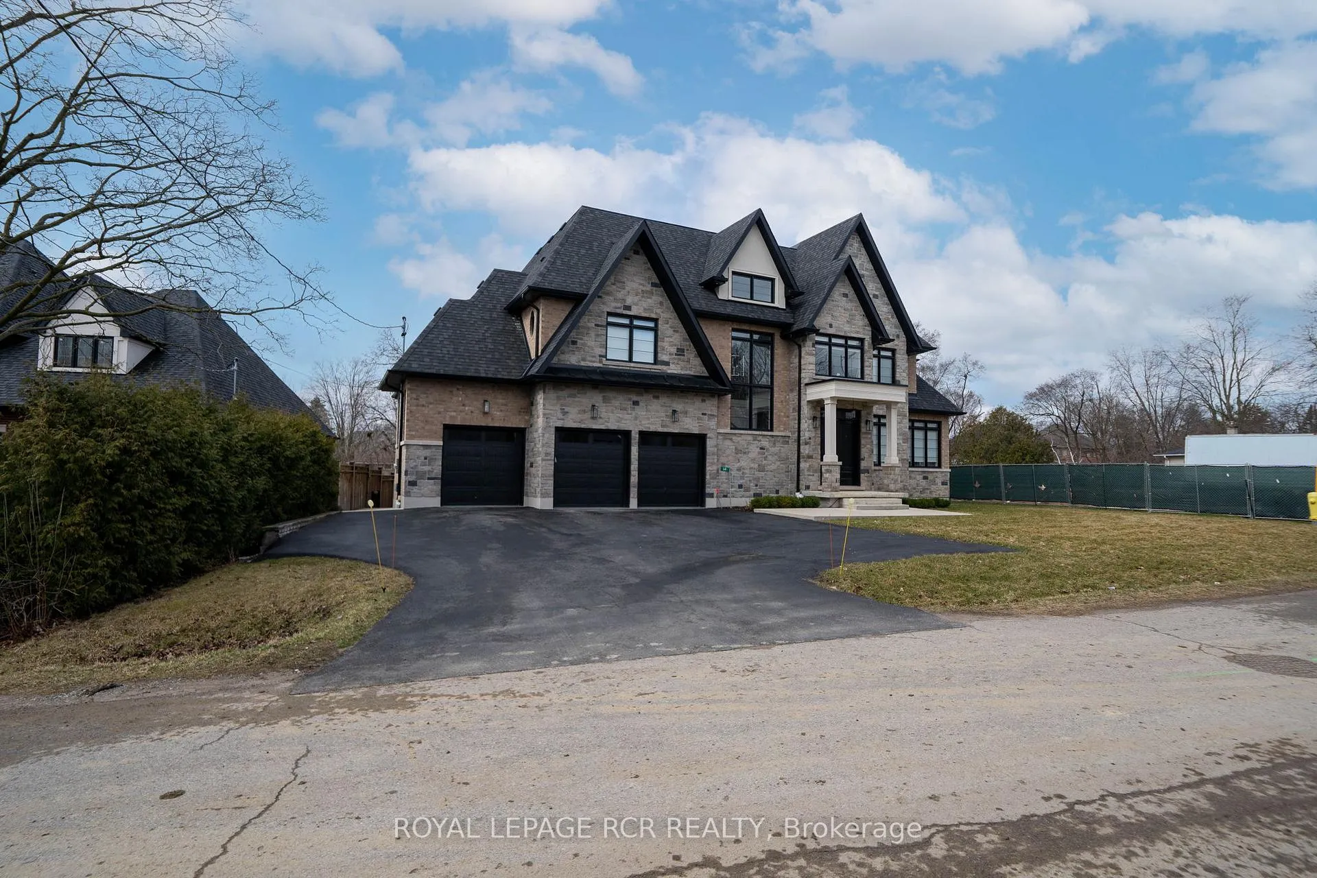 Photo 1 of 64 Elizabeth Drive, King, Nobleton — HOMEH