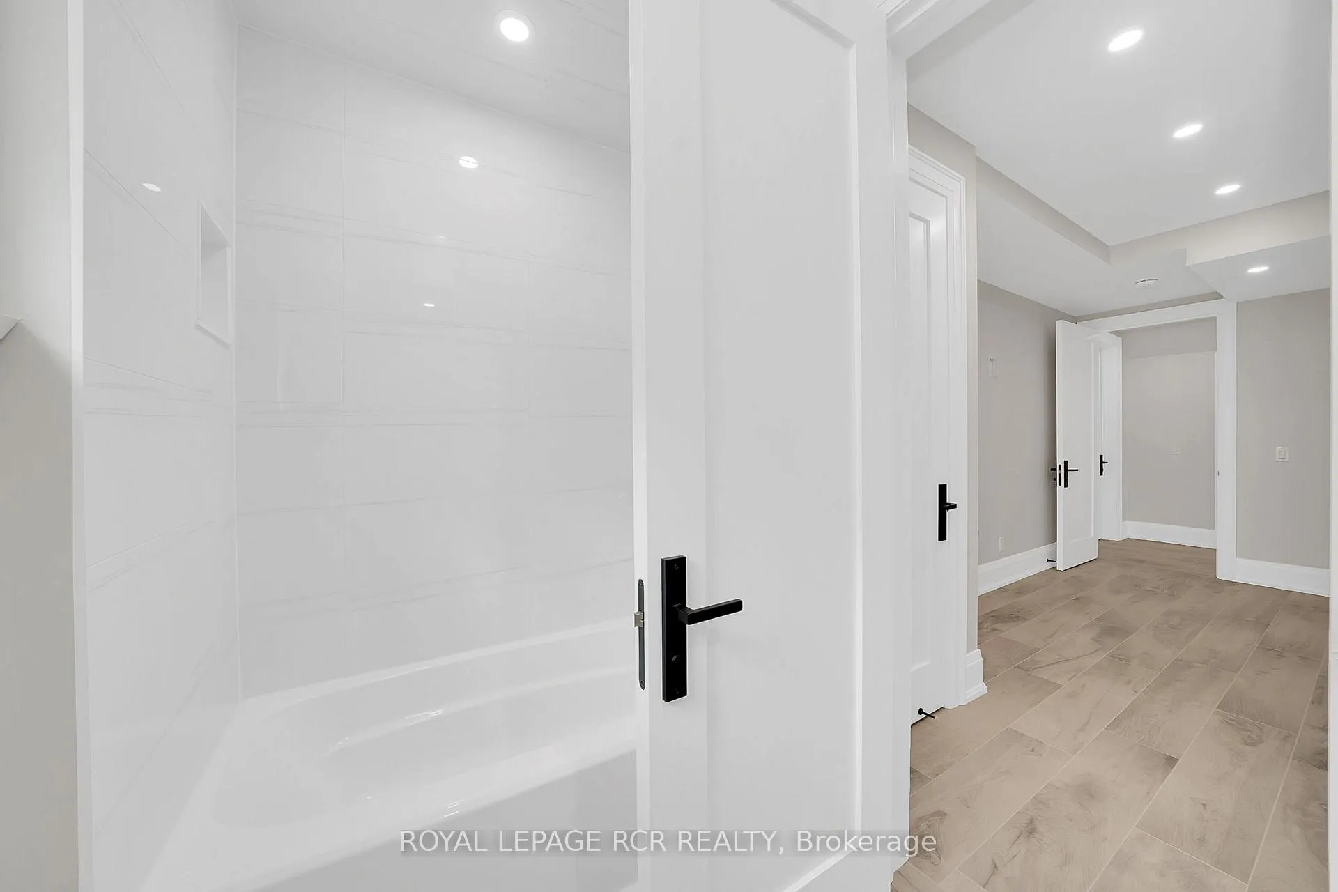 Photo 20 of 64 Elizabeth Drive, King, Nobleton — HOMEH
