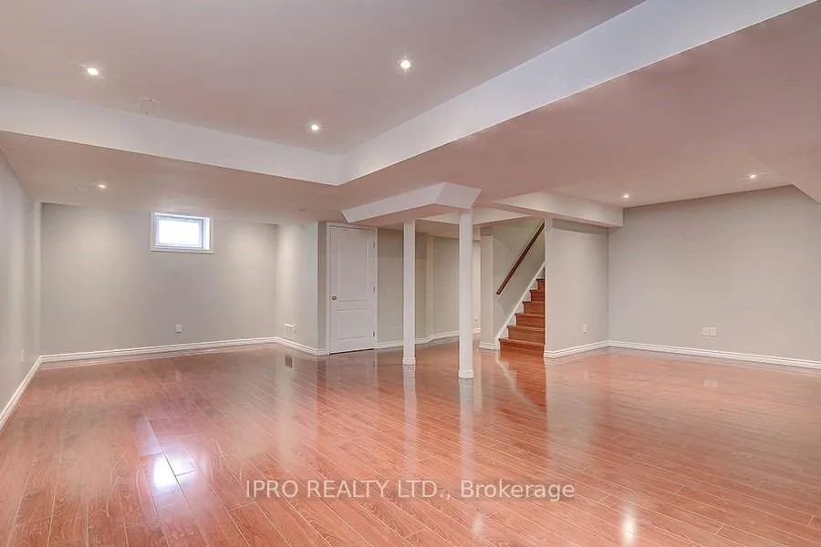 Photo 19 of 92 Conover Avenue, Aurora, Bayview Northeast — HOMEH