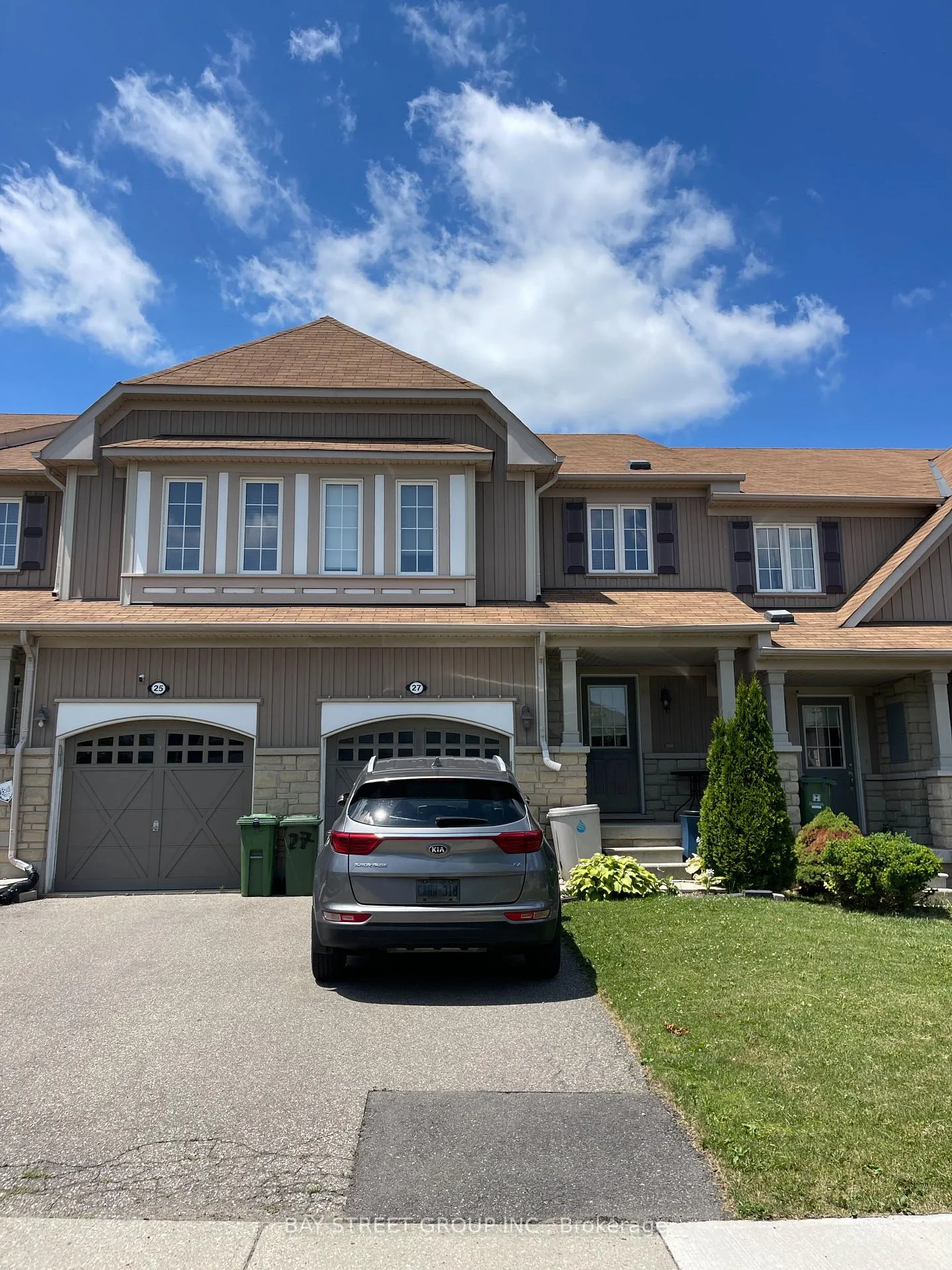 Photo 2 of 27 Newport Crescent, Hamilton, Crerar — HOMEH