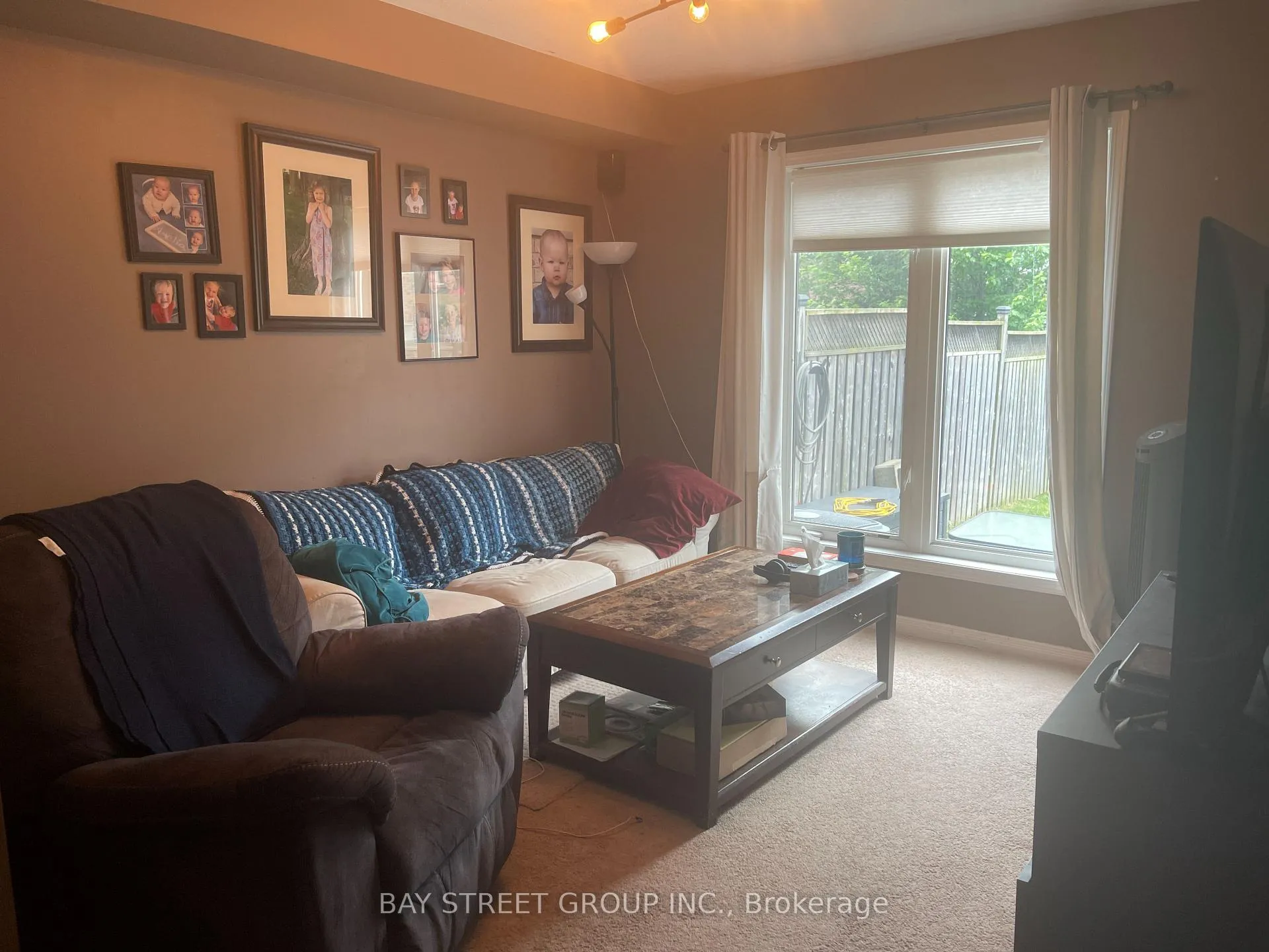 Photo 3 of 27 Newport Crescent, Hamilton, Crerar — HOMEH