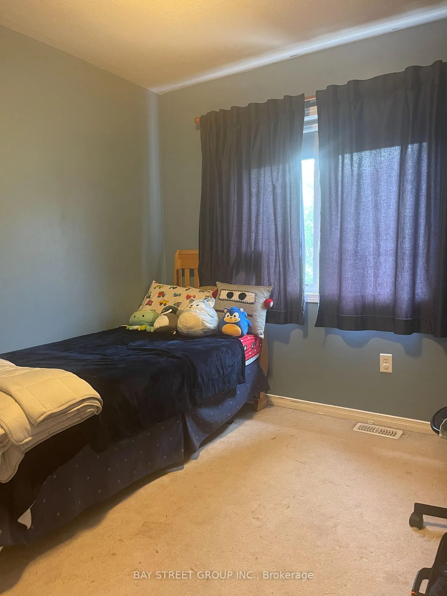 Photo 12 of 27 Newport Crescent, Hamilton, Crerar — HOMEH
