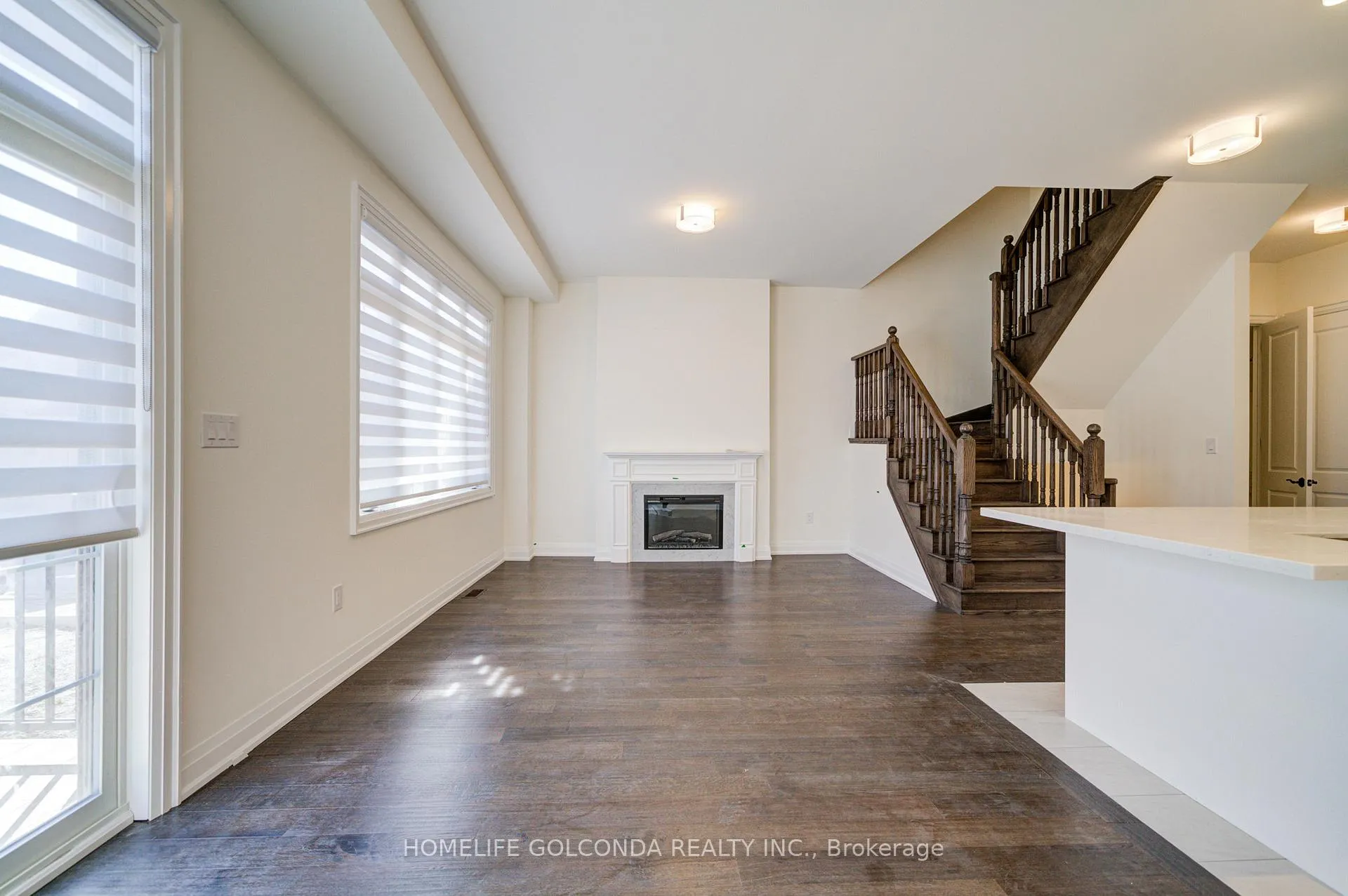 Photo 9 of 9 Abbeyhill Lane, Markham, Angus Glen — HOMEH