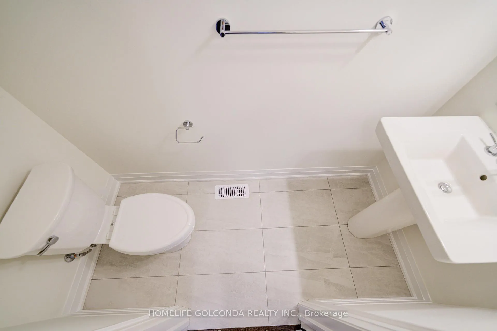 Photo 12 of 9 Abbeyhill Lane, Markham, Angus Glen — HOMEH