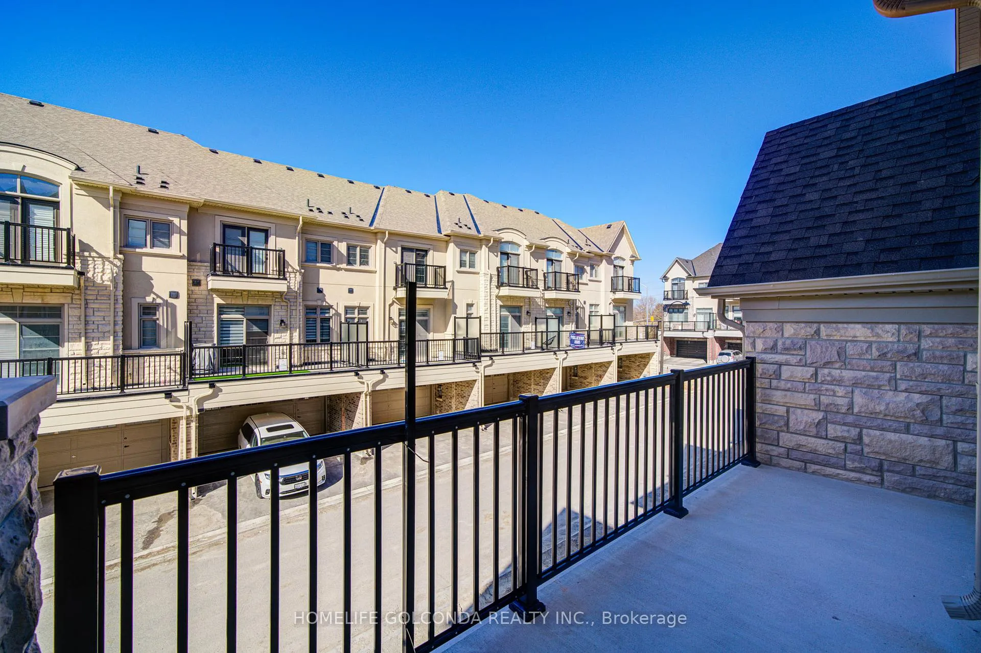 Photo 17 of 9 Abbeyhill Lane, Markham, Angus Glen — HOMEH