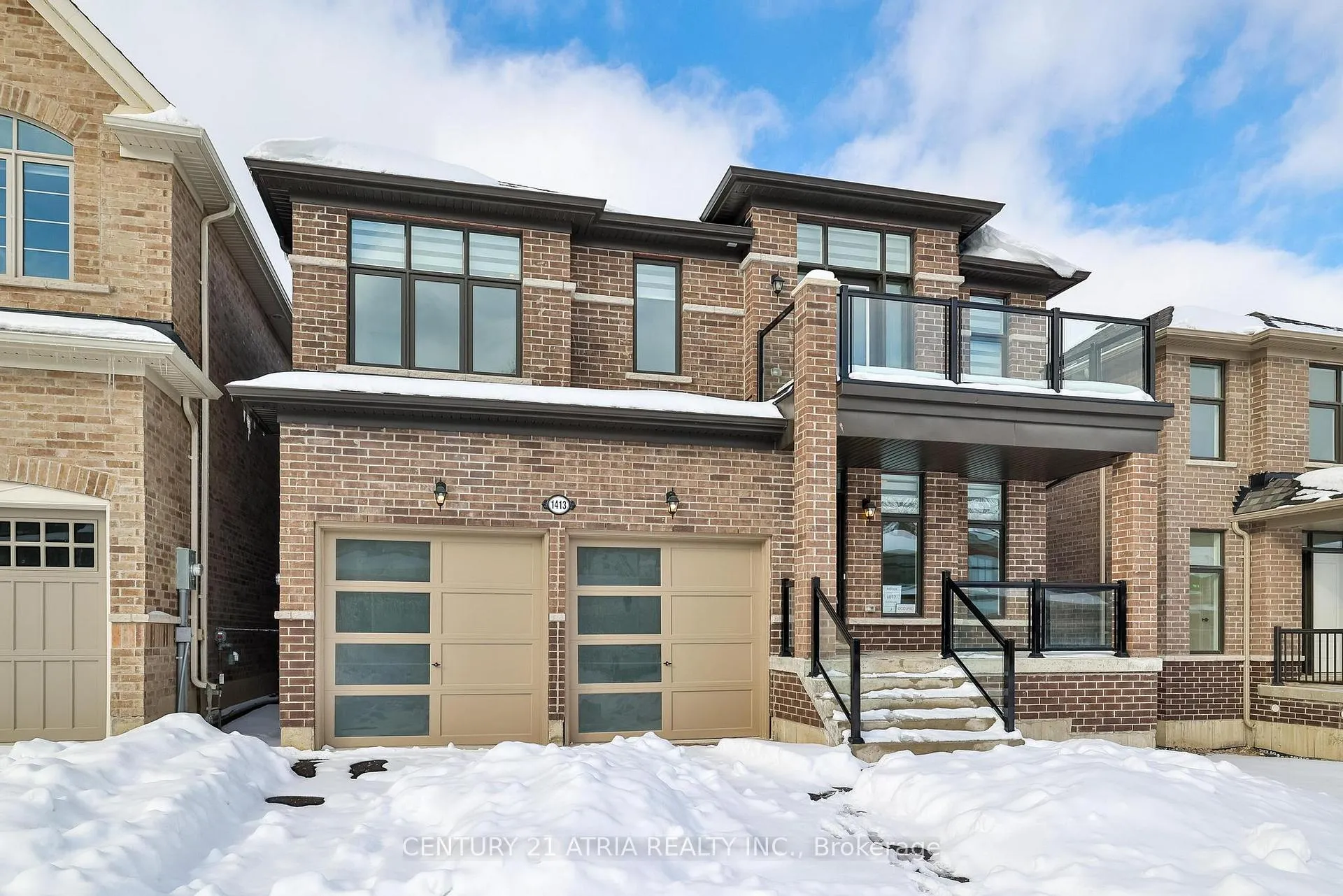 Front of 1413 Davis loop