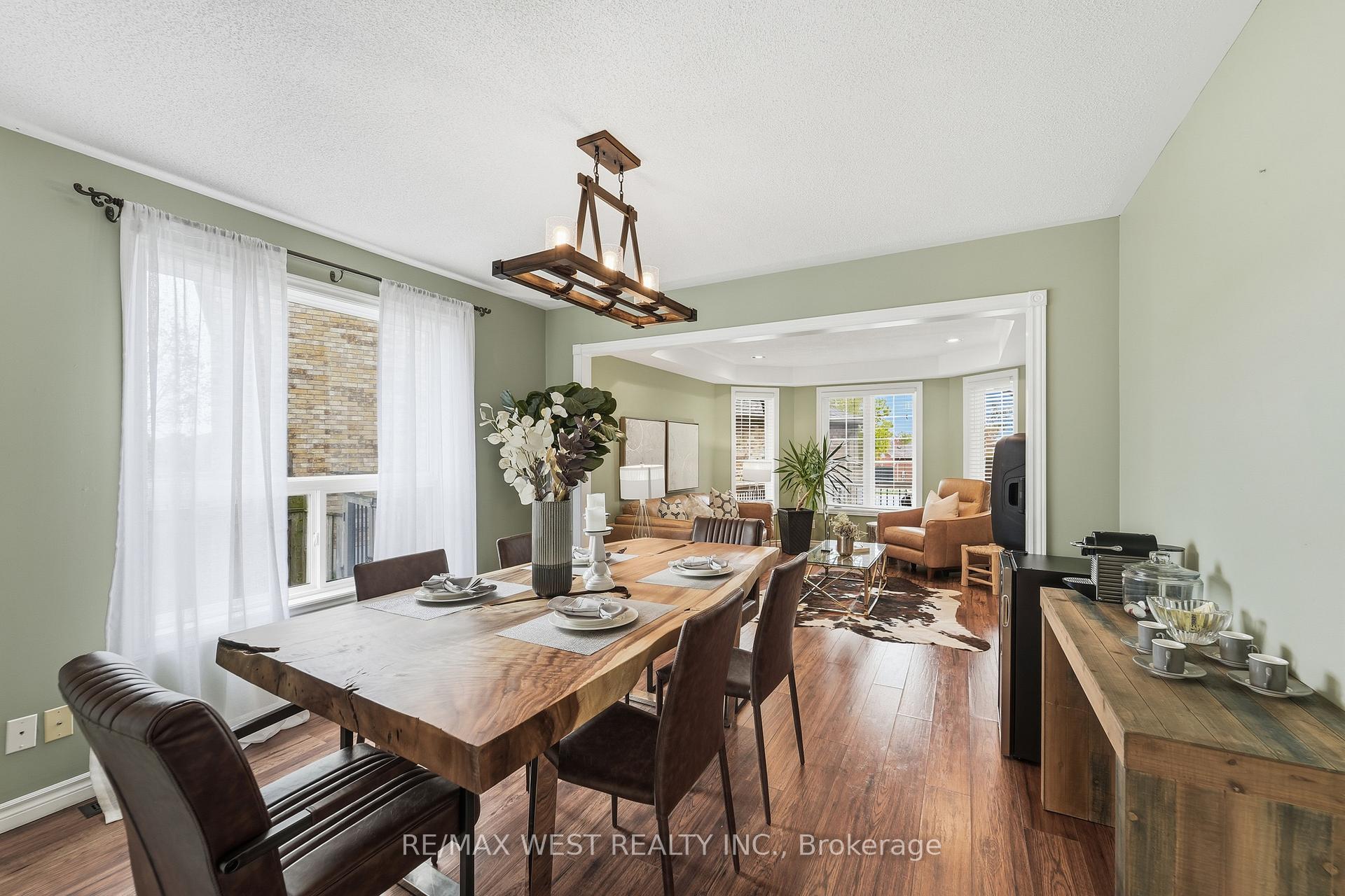 Photo 13 of 30 Ruffet Drive, Barrie, Edgehill Drive — HOMEH