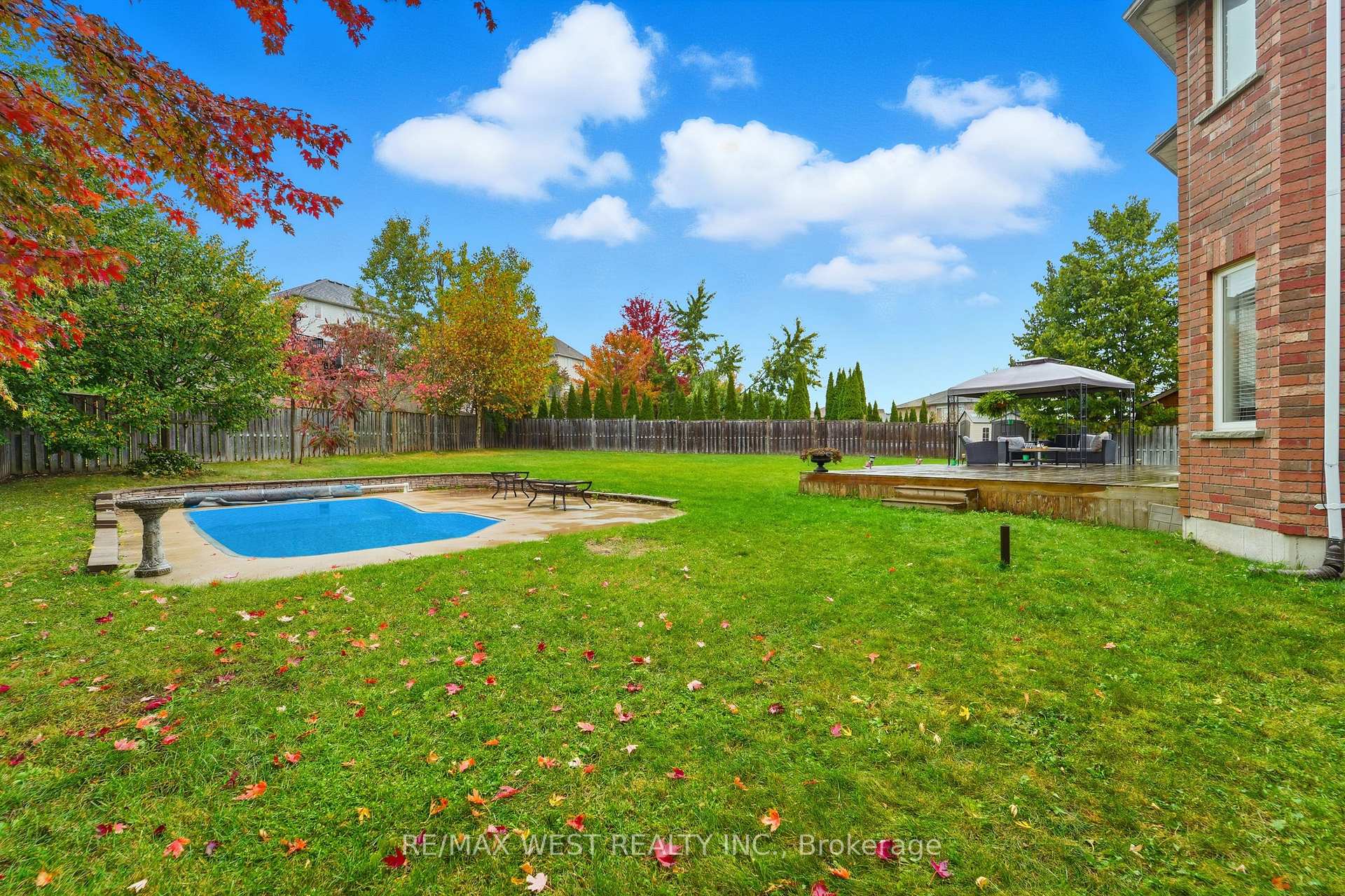Photo 45 of 30 Ruffet Drive, Barrie, Edgehill Drive — HOMEH