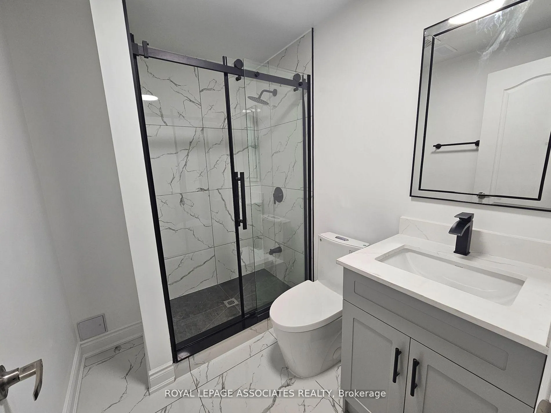 Photo 11 of Unit BSMT, 896 Royal Orchard Drive, Oshawa, Pinecrest — HOMEH