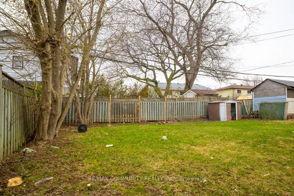 Photo 3 of 776 Phillip Murray Avenue, Oshawa, Lakeview — HOMEH