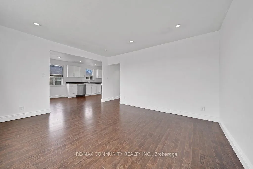 Photo 9 of 776 Phillip Murray Avenue, Oshawa, Lakeview — HOMEH