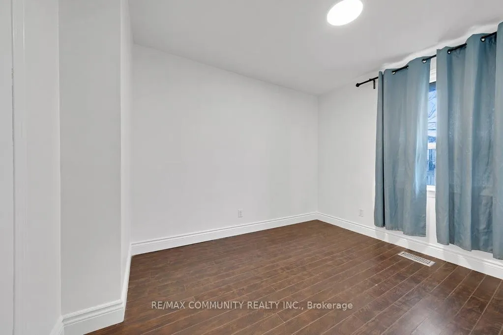 Photo 13 of 776 Phillip Murray Avenue, Oshawa, Lakeview — HOMEH