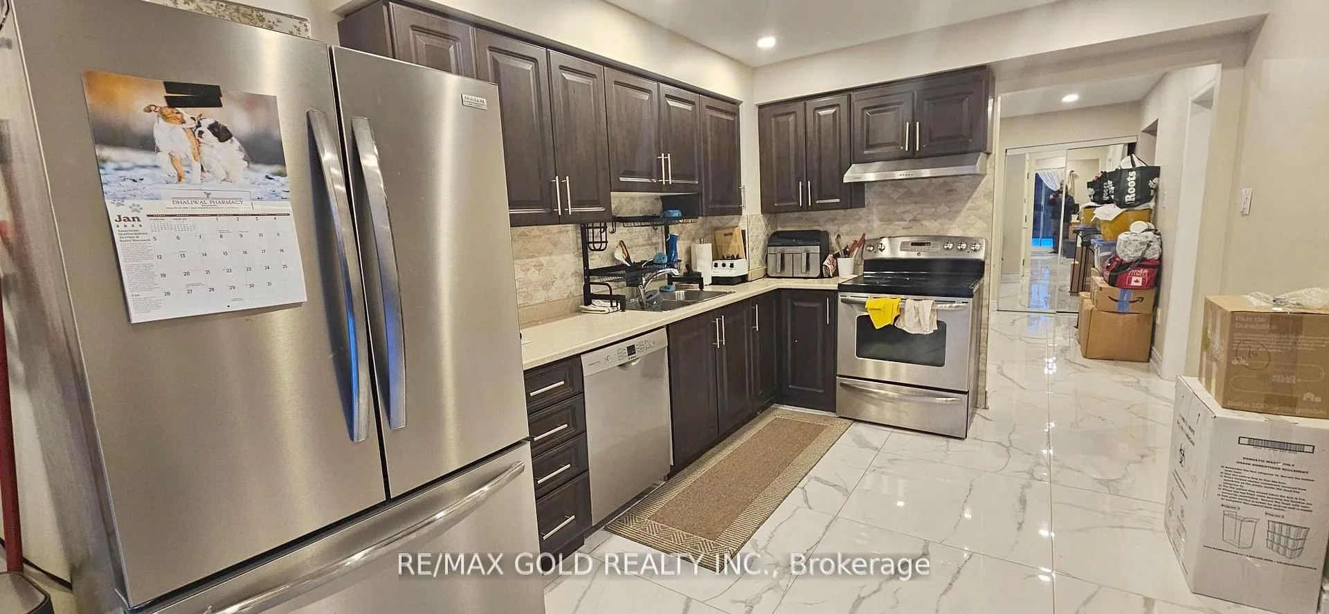Photo 2 of Unit (UPPER), 15 Valonia Drive, Brampton, Brampton North — HOMEH