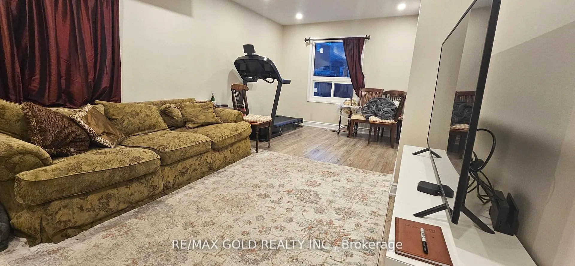 Photo 7 of Unit (UPPER), 15 Valonia Drive, Brampton, Brampton North — HOMEH
