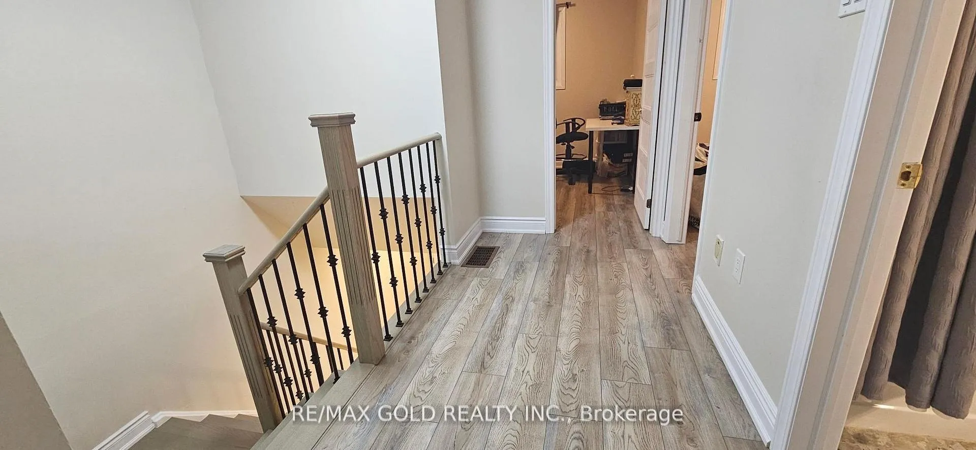 Photo 9 of Unit (UPPER), 15 Valonia Drive, Brampton, Brampton North — HOMEH