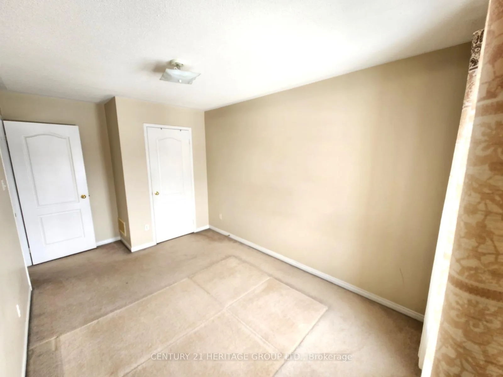 Photo 13 of 93 Hollingsworth Circle, Brampton, Fletcher's Meadow — HOMEH