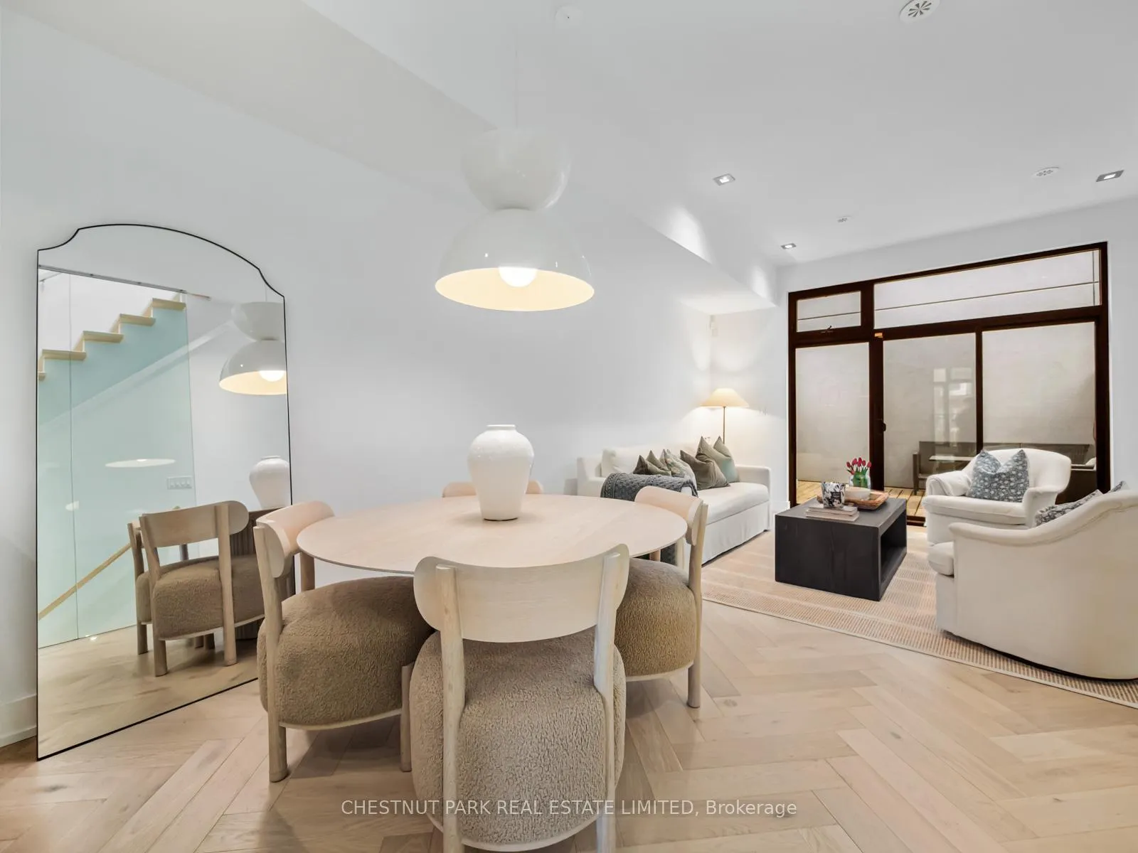 Photo 10 of 476 Shaw Street, Toronto, Palmerston-Little Italy — HOMEH
