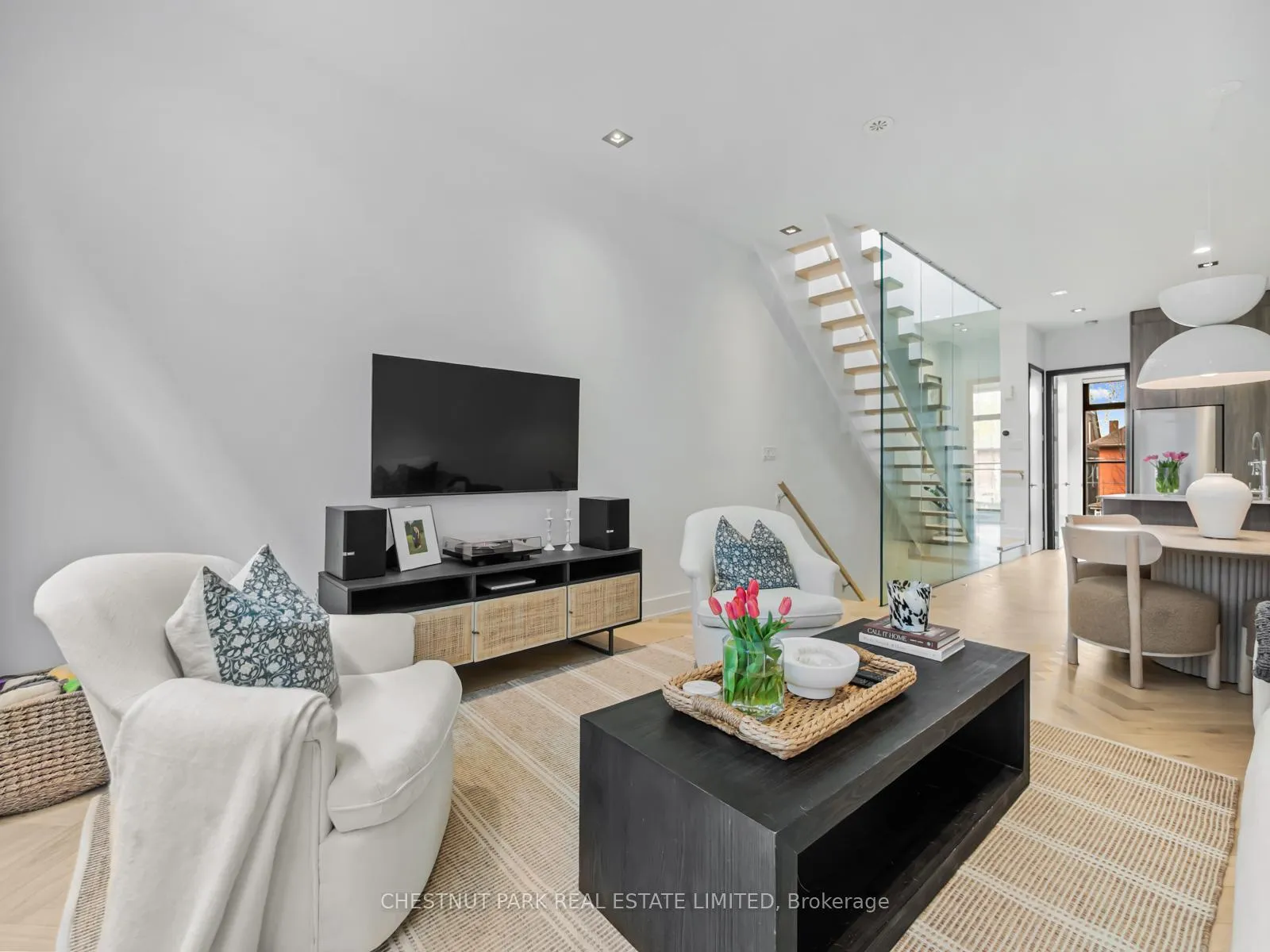 Photo 16 of 476 Shaw Street, Toronto, Palmerston-Little Italy — HOMEH