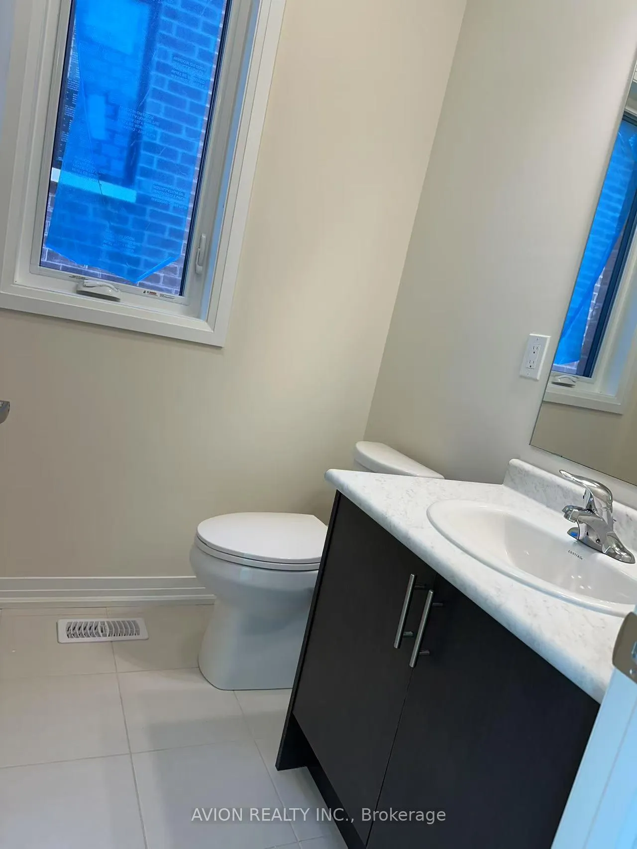 Photo 15 of 1046 Valhalla Terrace N, Pickering, Rural Pickering — HOMEH