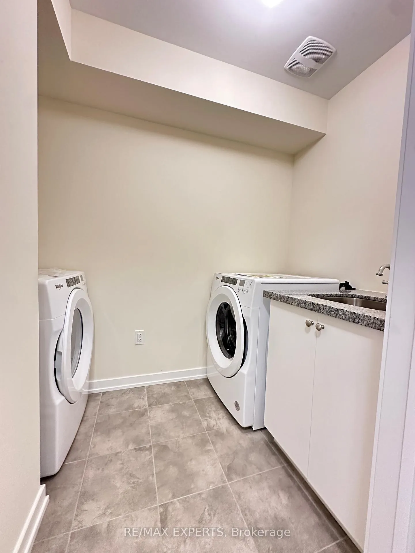 Photo 14 of 48 Lambert Lane, Caledon, Bolton East — HOMEH