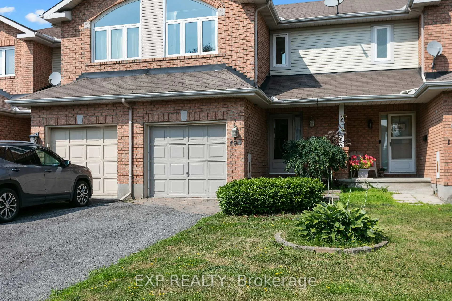Photo 2 of 196 Daventry Crescent, Ottawa, Barrhaven - Longfields — HOMEH