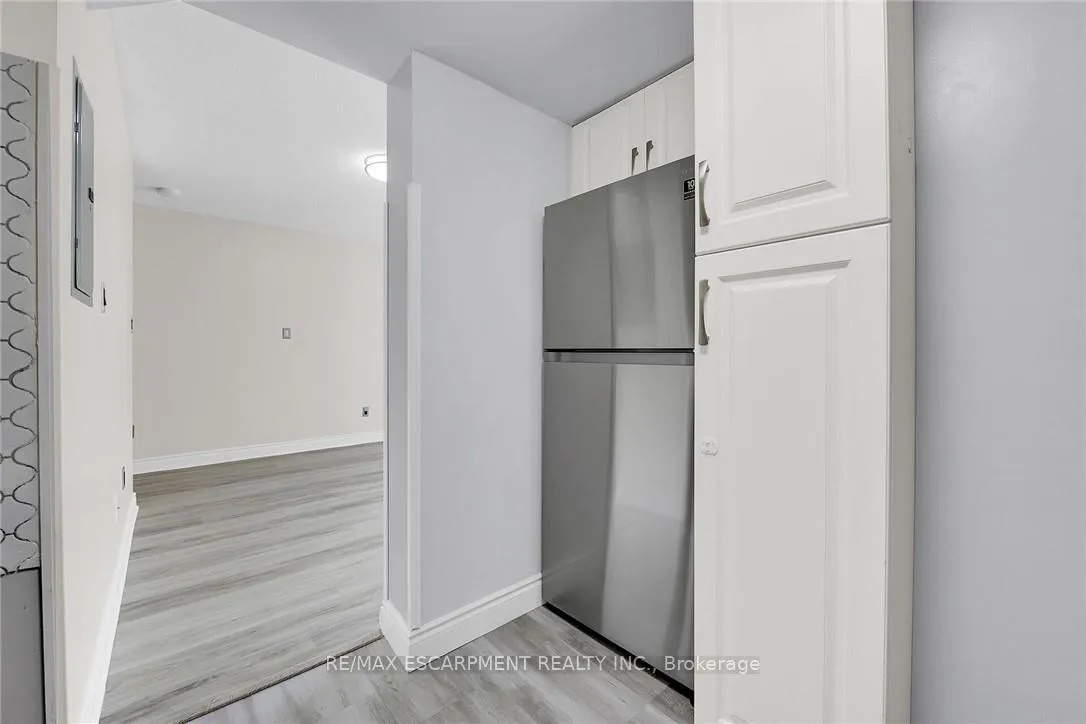 Photo 19 of Unit 112, 8 Village Green, Hamilton, Stoney Creek — HOMEH