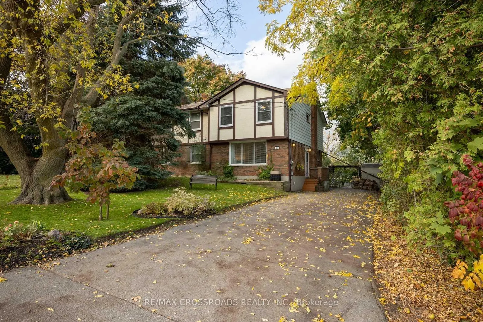 Photo 1 of 312 Burns Street E, Whitby, Downtown Whitby — HOMEH