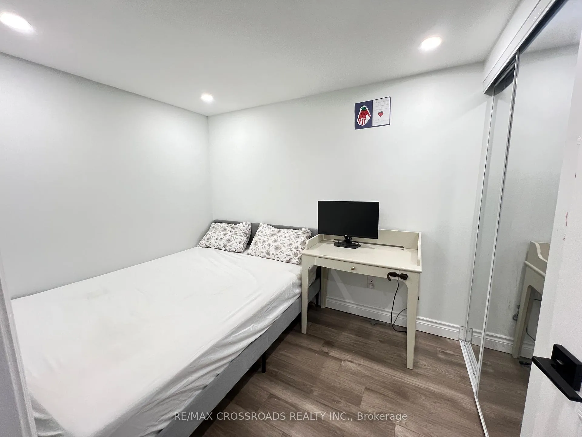 Photo 22 of 312 Burns Street E, Whitby, Downtown Whitby — HOMEH