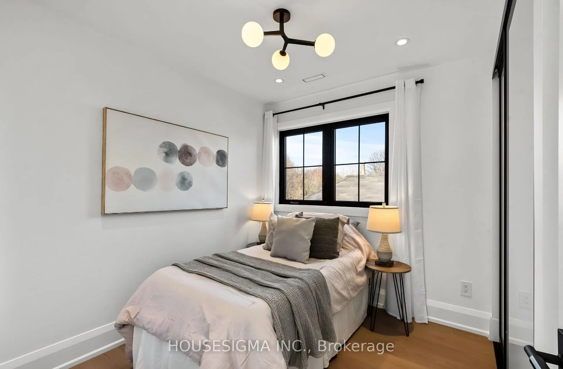 Photo 14 of 180 Glenwood Crescent, Toronto, O'Connor-Parkview — HOMEH