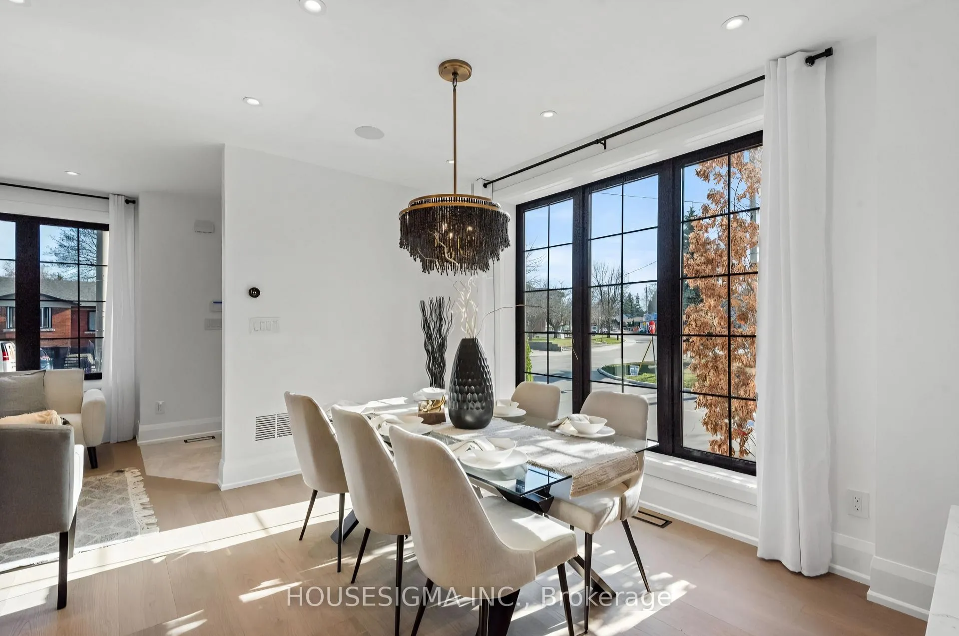 Photo 25 of 180 Glenwood Crescent, Toronto, O'Connor-Parkview — HOMEH