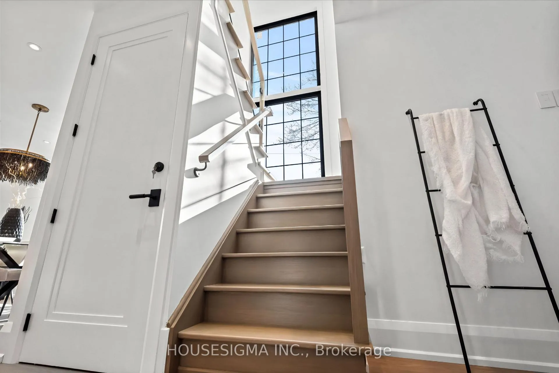 Photo 28 of 180 Glenwood Crescent, Toronto, O'Connor-Parkview — HOMEH