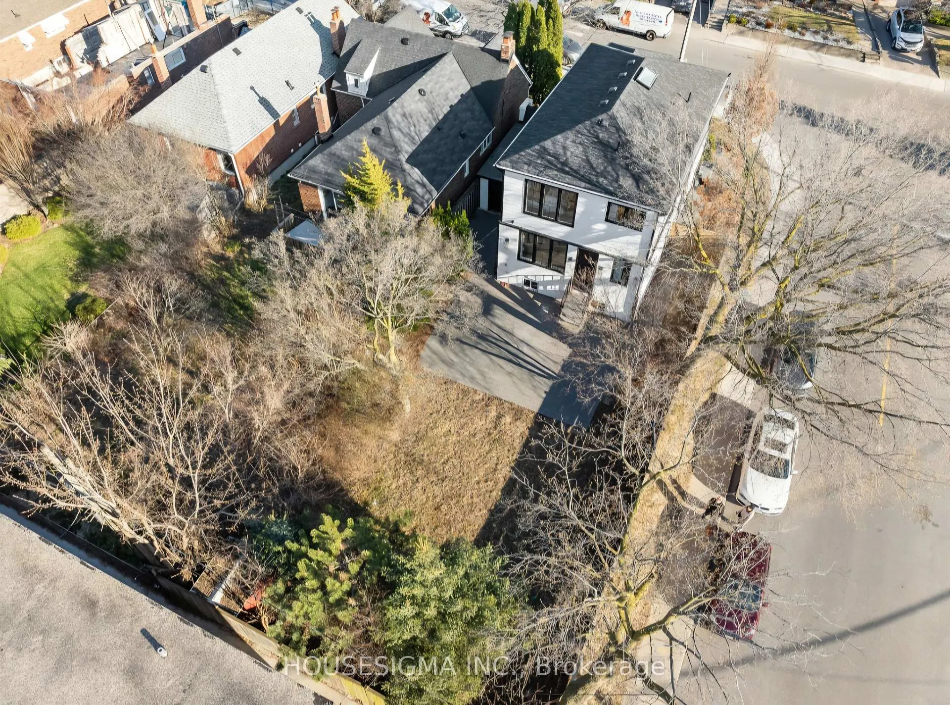 Photo 34 of 180 Glenwood Crescent, Toronto, O'Connor-Parkview — HOMEH
