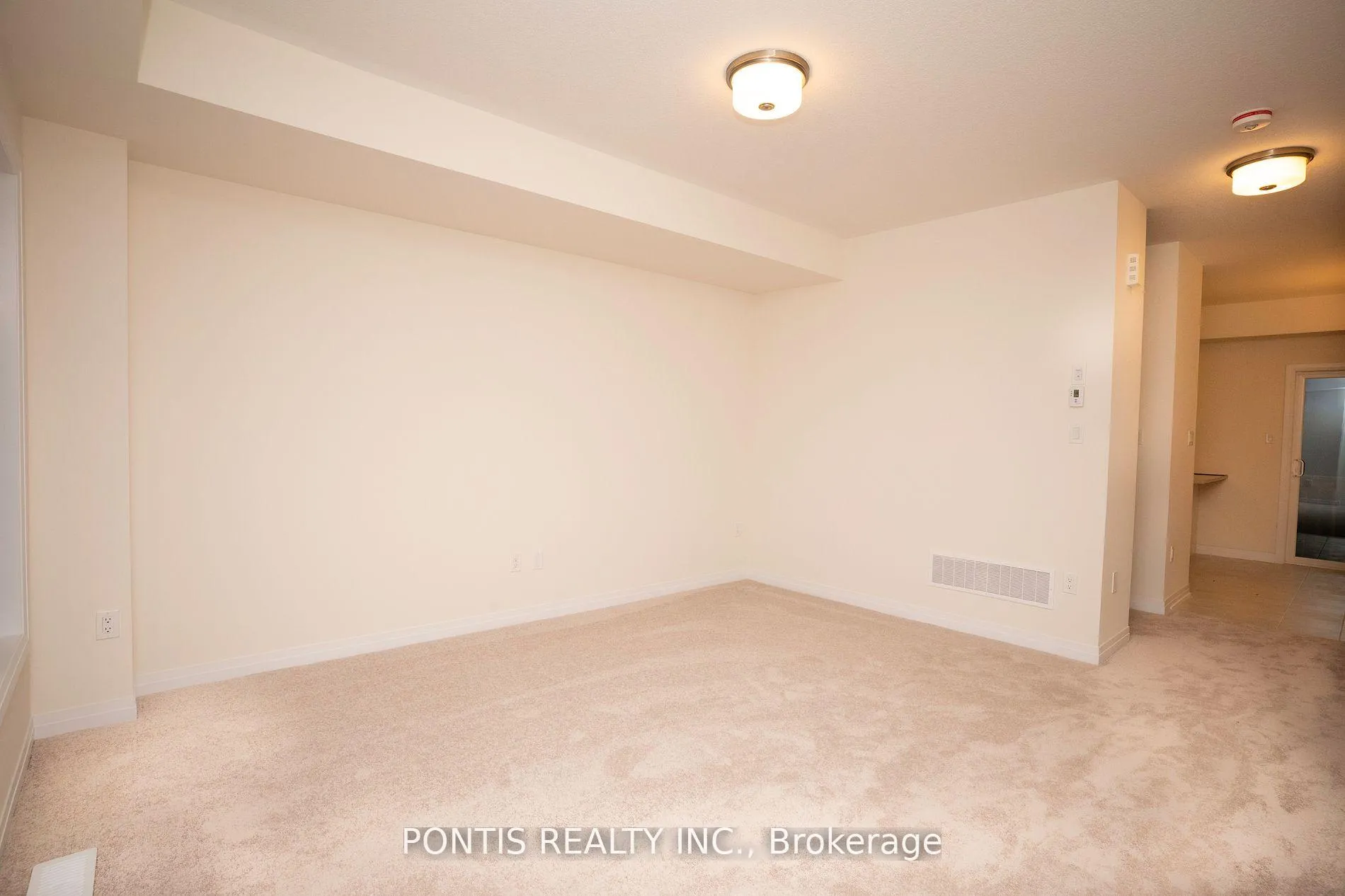 Photo 19 of 88 Fieldridge Crescent, Brampton, Brampton North — HOMEH