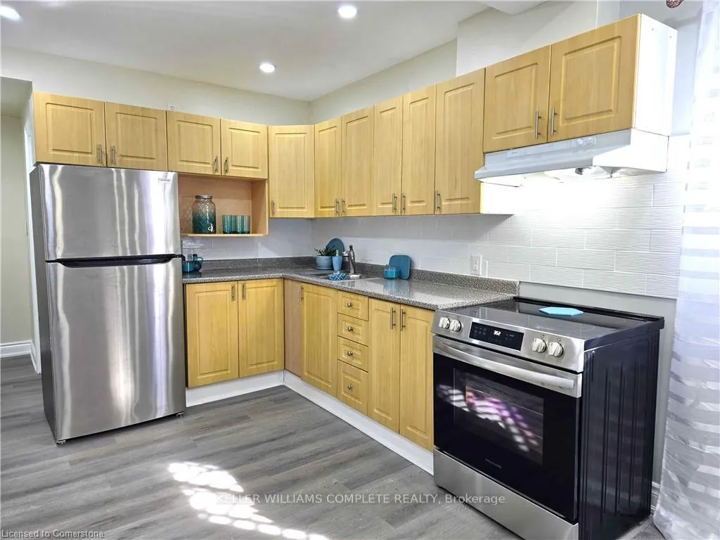 Photo 5 of Unit 1, 300 Balmoral Avenue, Hamilton, Crown Point — HOMEH