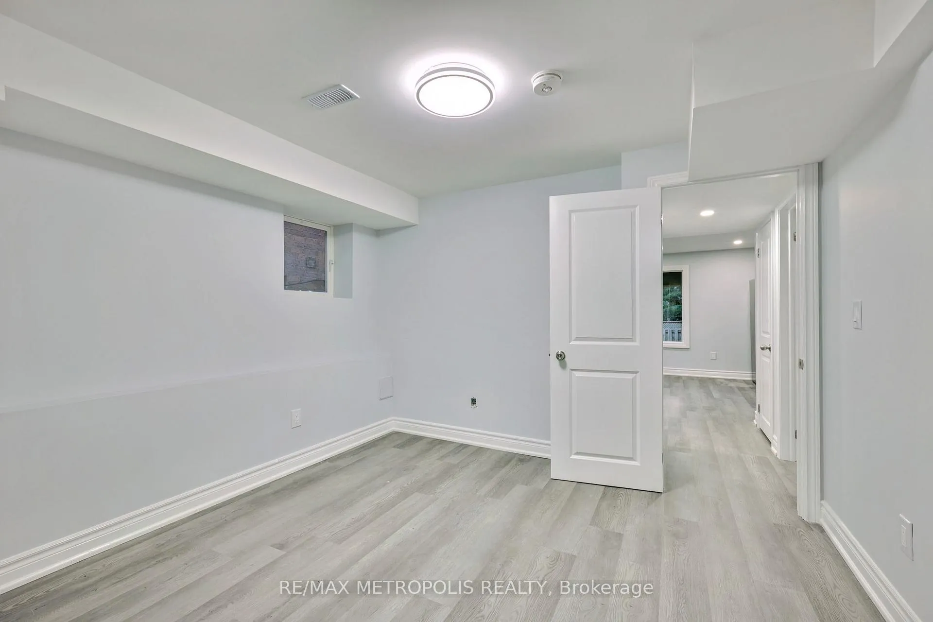 Photo 9 of Unit Bsmt, 87 Knotty Pine Drive, Whitby, Williamsburg — HOMEH