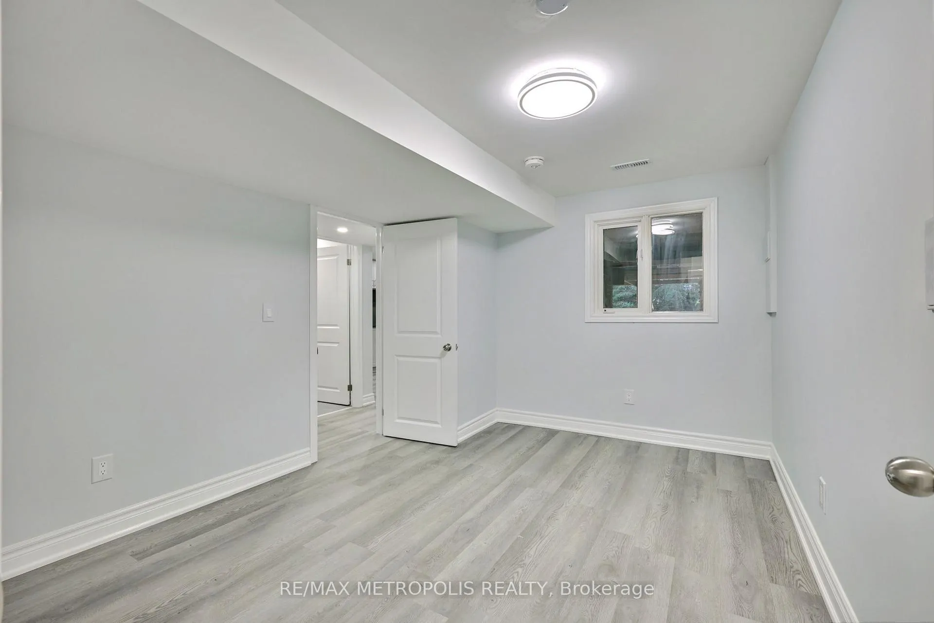 Photo 10 of Unit Bsmt, 87 Knotty Pine Drive, Whitby, Williamsburg — HOMEH