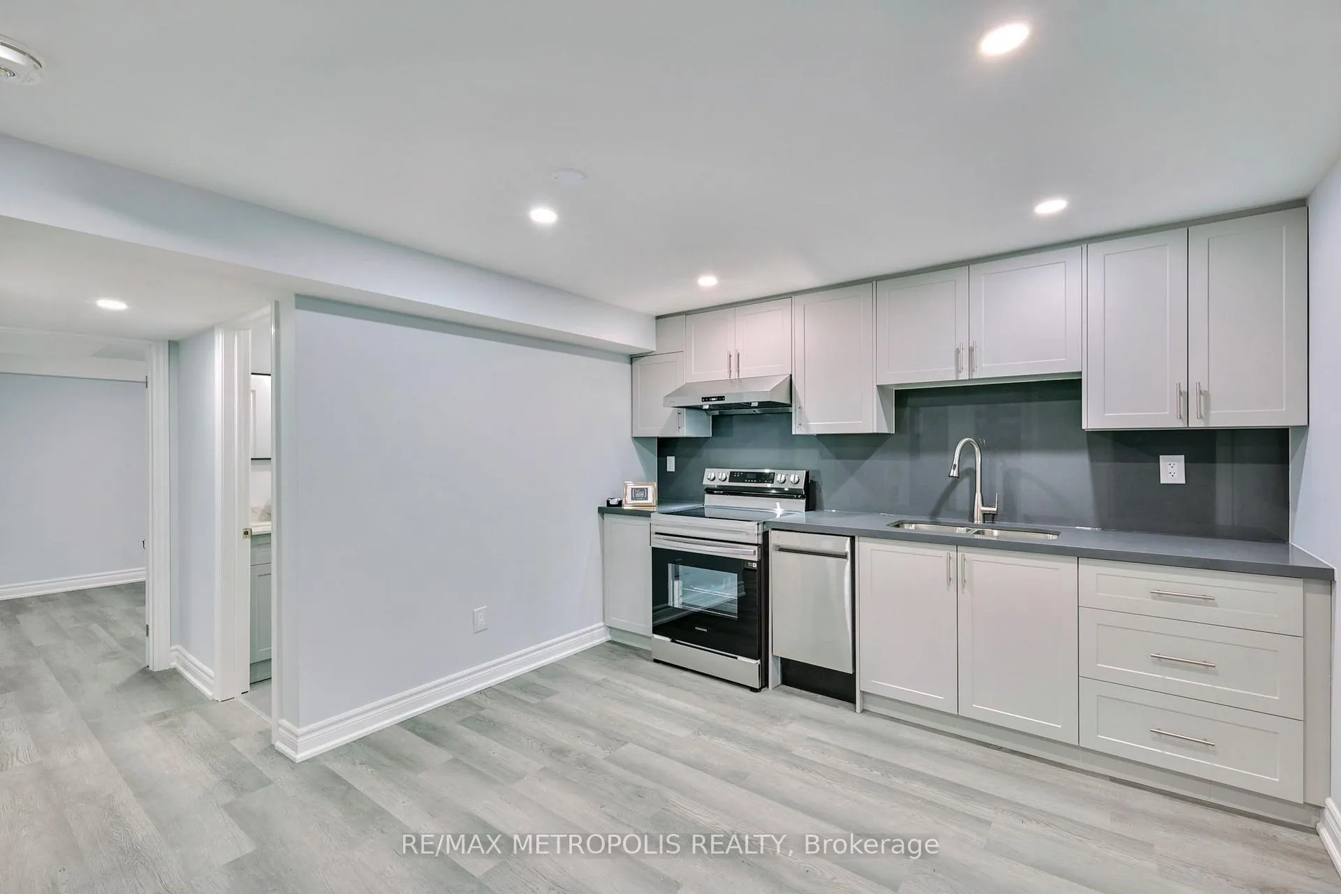 Photo 17 of Unit Bsmt, 87 Knotty Pine Drive, Whitby, Williamsburg — HOMEH