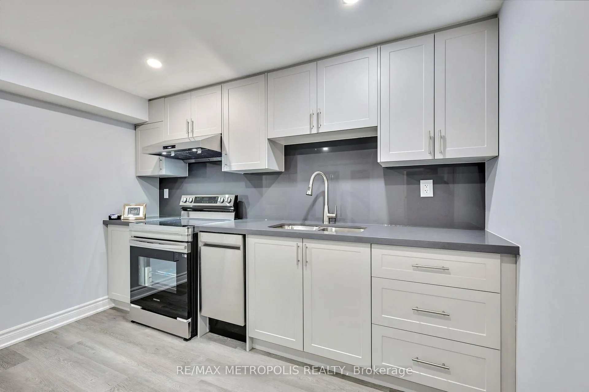 Photo 18 of Unit Bsmt, 87 Knotty Pine Drive, Whitby, Williamsburg — HOMEH
