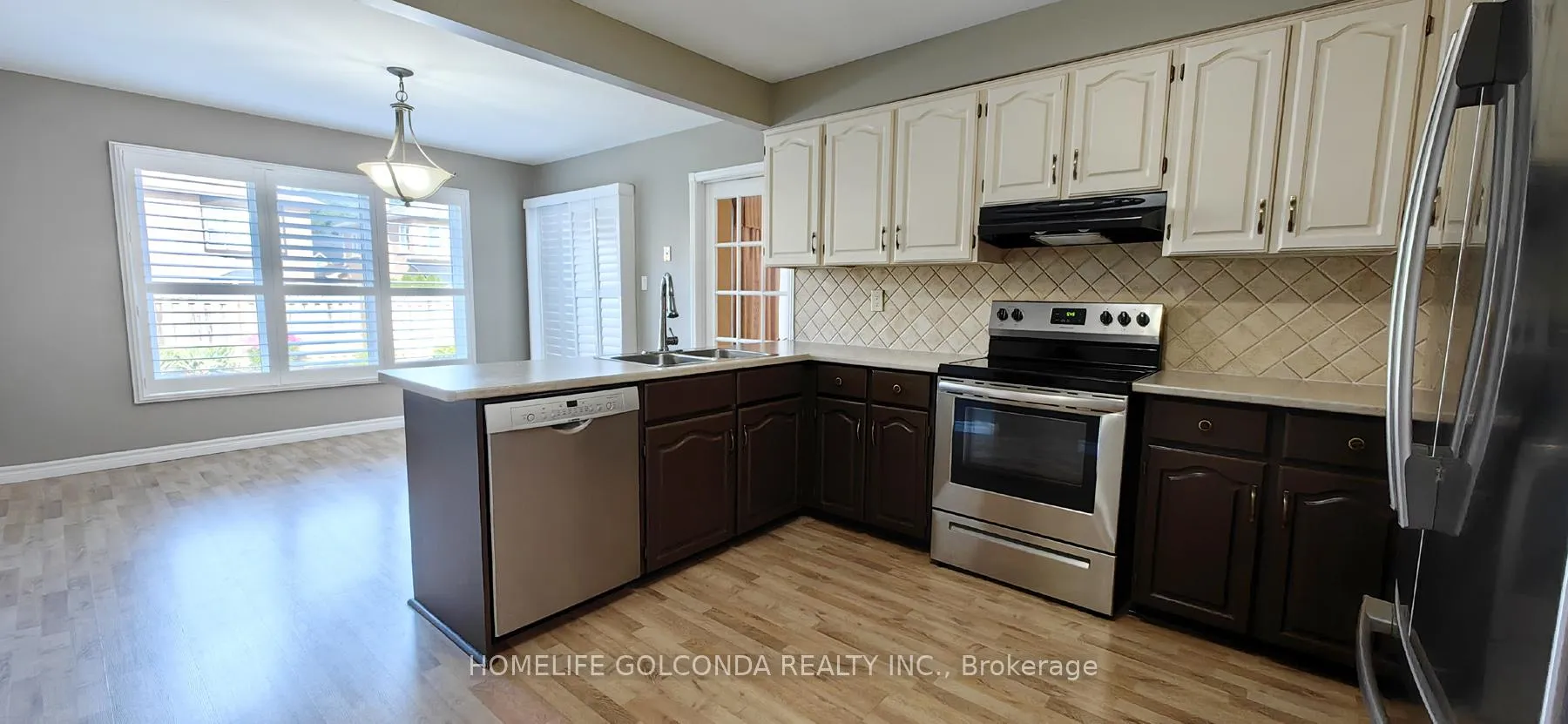 Photo 10 of 27 carroll Street, Whitby, Pringle Creek — HOMEH