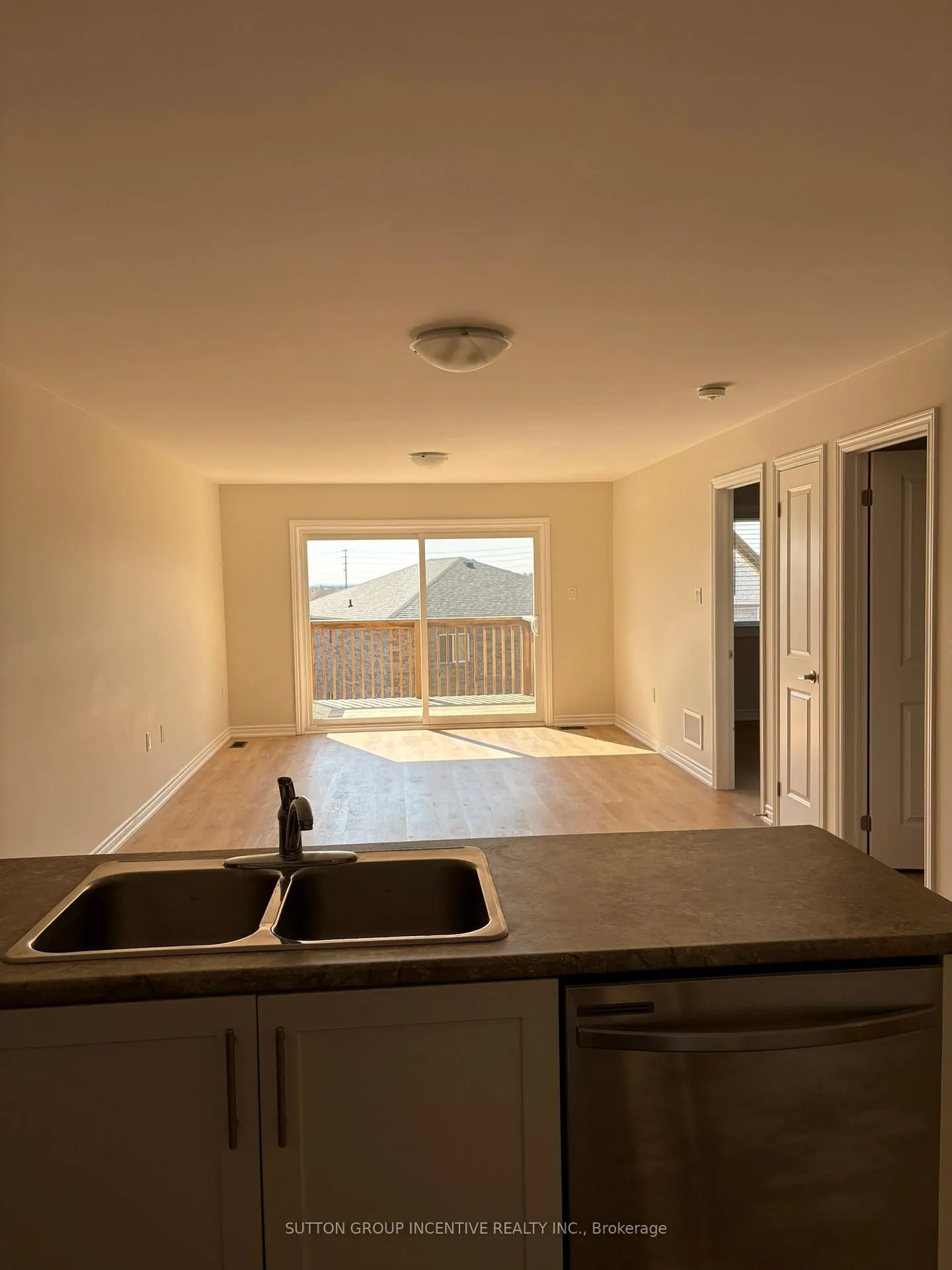 Photo 5 of Unit B, 1443 Benson Street, Innisfil, Alcona — HOMEH