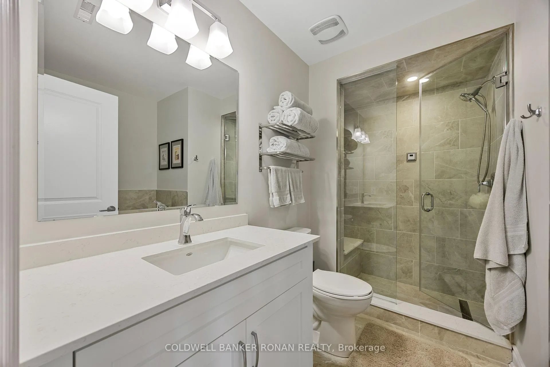 Photo 36 of 114 Summerhill Drive, New Tecumseth, Alliston — HOMEH