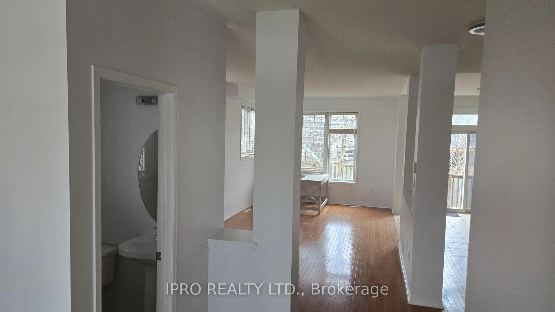 Photo 3 of 41 Laughlin Hill Crescent, Ajax, Central East — HOMEH