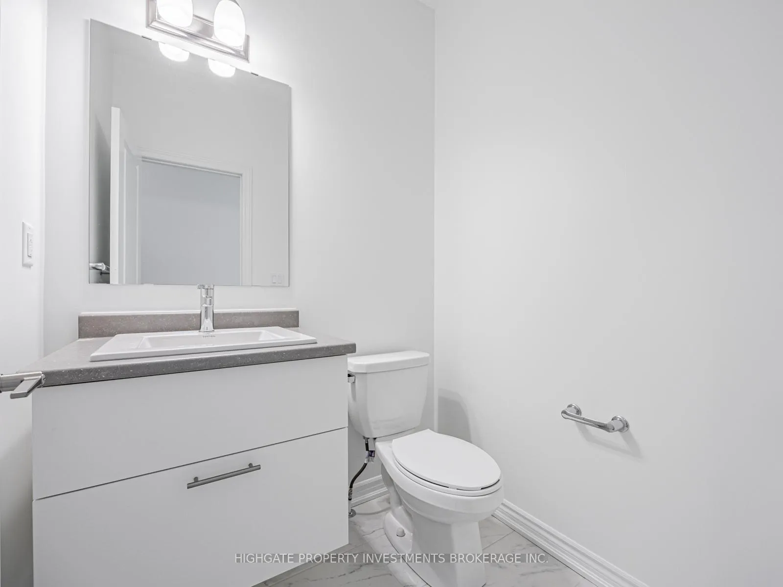 Photo 14 of 71 Reigate Avenue, Whitby, Williamsburg — HOMEH
