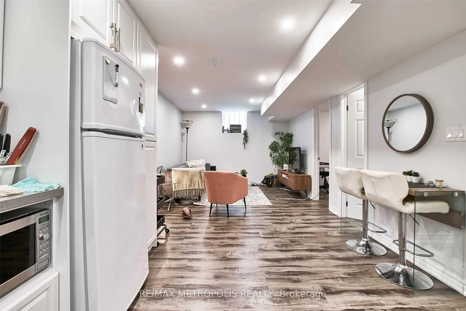 Photo 5 of Unit Bsmt, 42 Reed Drive, Ajax, Central — HOMEH